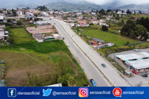 AV.